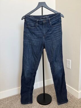 Universal Thread Women's Deep Indigo Skinny Jeans